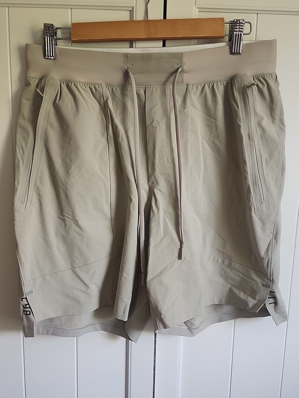 lululemon athletica License To Train Men’s Athletic Drawstring Shorts